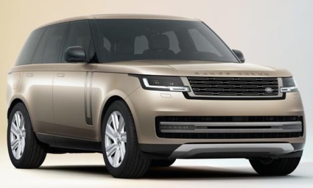 Grande pulizia delle linee, personalità, imponenza: ecco la nuova Range Rover in arrivo nel nostro Paese