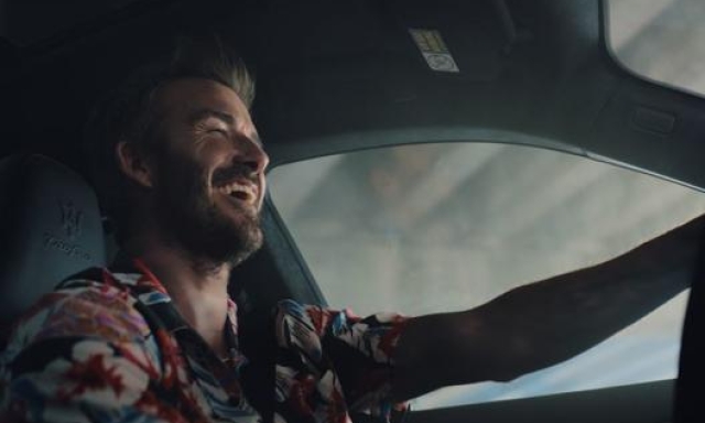 Divertimento a tutto gas: Beckham si rilassa al volante della Maserati