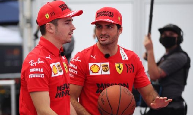 Da sinistra Cahrles Leclerc e Carlos Sainz. Afp