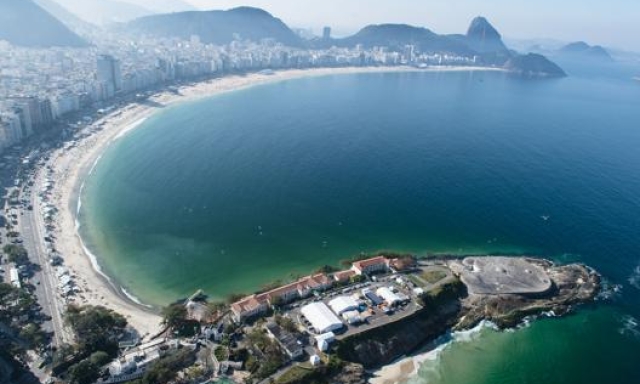 Una veduta della spiaggia di Copacabana a Rio. Afp
