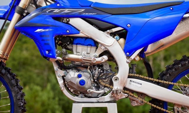 Completamente rivisto il motore della Yamaha YZ450F model year 2023