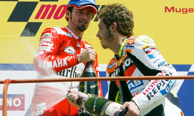 Max Biaggi e Valentino Rossi sul podio del Mugello in MotoGP Ansa