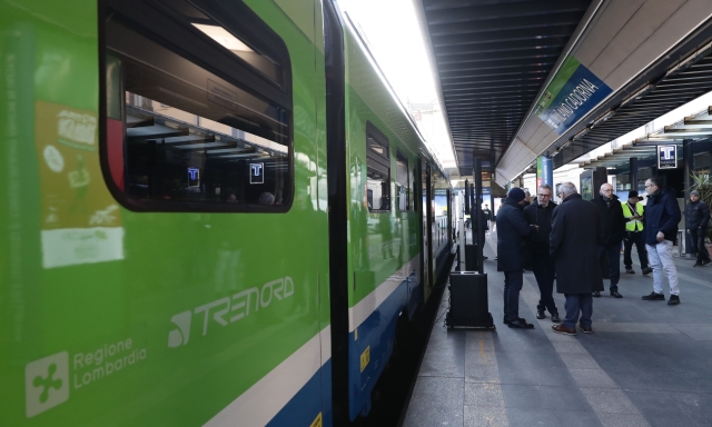Sciopero treni Lombardia 2 e 3 febbraio 2026: si ferma Trenord, orari e fasce di garanzia