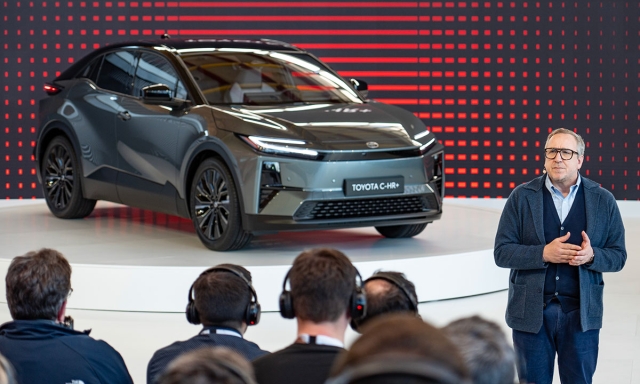 Toyota Kenshiki Forum: sei elettriche entro 2 anni, ma per il grande pubblico c&#x27;&#xE8; l&#x27;ibrido