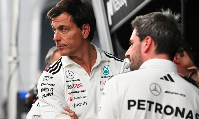 Caso motori: la FIA non interviene, legale il "trucco" dei motori Mercedes