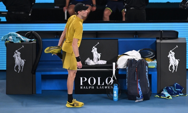 Sinner: "Avevo crampi in tutto il corpo, ma sono rimasto calmo e sono stato fortunato"