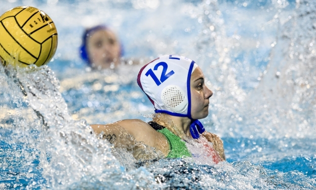 Setterosa, primo stop all'Europeo: la Grecia vince 15-10