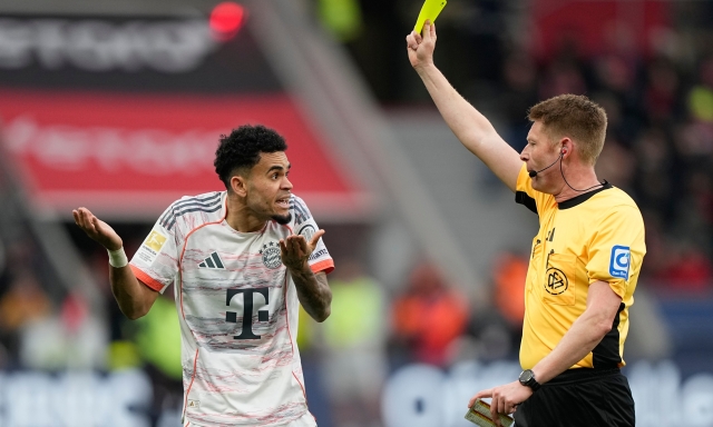Il Bayern non si batte nemmeno in 9: 1-1 a Leverkusen nonostante le espulsioni di Jackson e Diaz