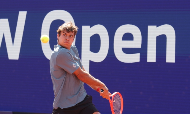 Cobolli liquida Kopriva in due set e vola in semifinale a Monaco