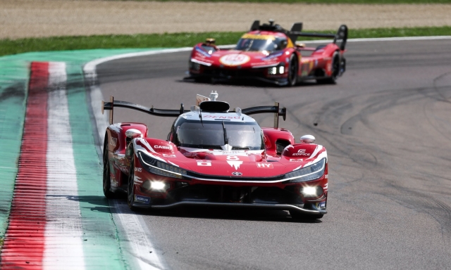 Wec Imola, vittoria per Toyota davanti alla Ferrari dei campioni in carica