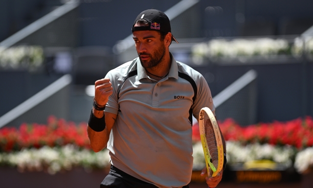 A Cagliari Berrettini domina Navone, Cadenasso vince il derby italiano con Bellucci