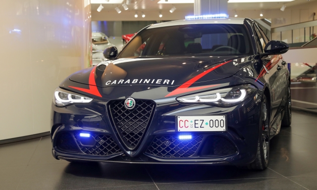 Alfa Romeo e i carabinieri, una storia lunga 75 anni: dal libro ai modelli di riferimento