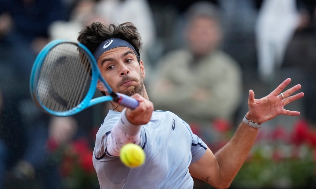 Musetti salta anche il Queen's: corsa contro il tempo per esserci a Wimbledon