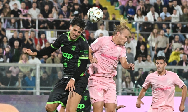 Ciclone Palermo, ma il Catanzaro resiste: a Inzaghi non basta il 2-0, Aquilani si gioca la A contro il Monza