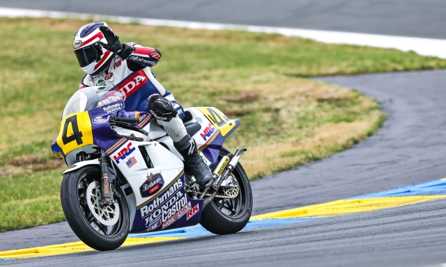Freddie Spencer e la Honda Nsr500 di nuovo in pista