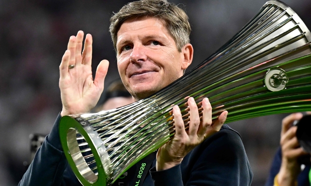 Allenatore Milan, le ultime. Martedì incontro con Glasner, dall'estero si parla di Slot