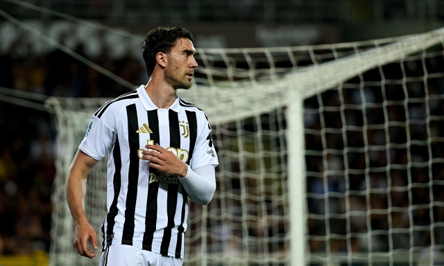 Vlahovic-Juve alla resa dei conti: oggi sarà firma o addio. L'alternativa è Kolo Muani