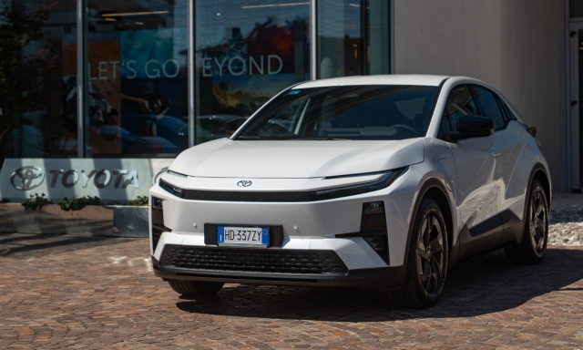 Auto elettriche: Toyota, presto la piccola per l'Europa