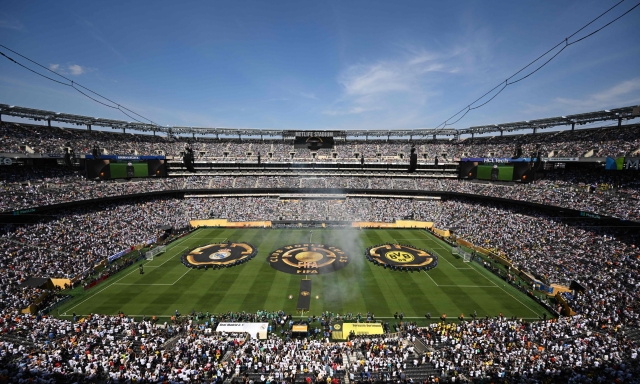 Mondiale stile... Superbowl: 30' di stop a fine 1° tempo in finale, halftime Show e pause per gli spot