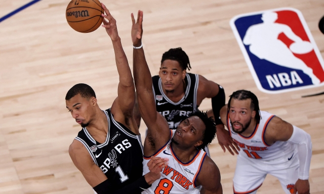 Barkley affonda gli Spurs: "La squadra più stupida della storia". Wemby: "Siamo stati ingordi, ma senza fame"
