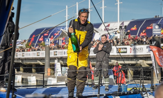 Morto a 42 anni lo skipper Charlie Dalin: vinse la Vendée Globe nel 2025 mentre combatteva un tumore