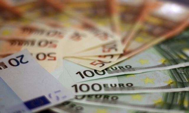 Le auto vendute con finanziamento costano meno?