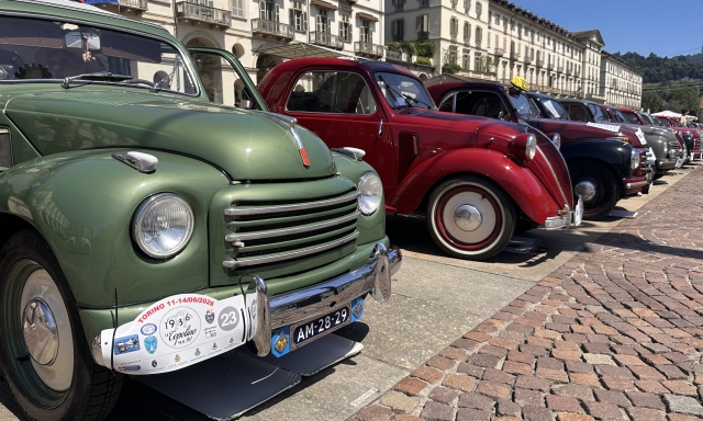 Torino ha festeggiato i 90 anni della 500 Topolino