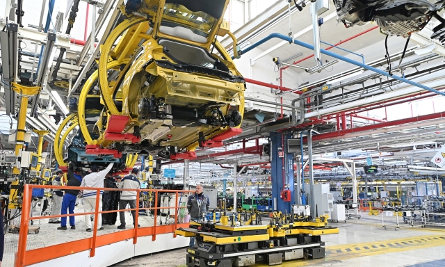 Stellantis, 5 miliardi per l'Italia. Quali auto sono in arrivo
