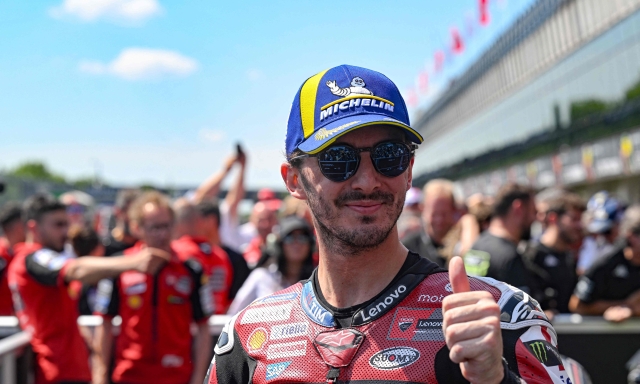 Bagnaia-Aprilia, è ufficiale: correrà con Bezzecchi dal 2027