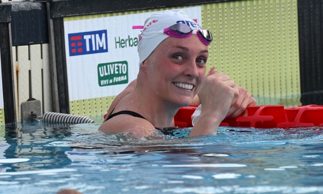Settecolli, record del mondo nei 100 sl dell'olandese Steenbergen. Curtis, primato italiano