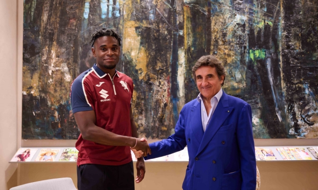 https://dimages2.gazzettaobjects.it/files/image_640_384/uploads/2026/07/08/6a4e10246fd80.jpeg Duvan Zapata, Toro a vita: il capitano granata rinnova fino al 2028