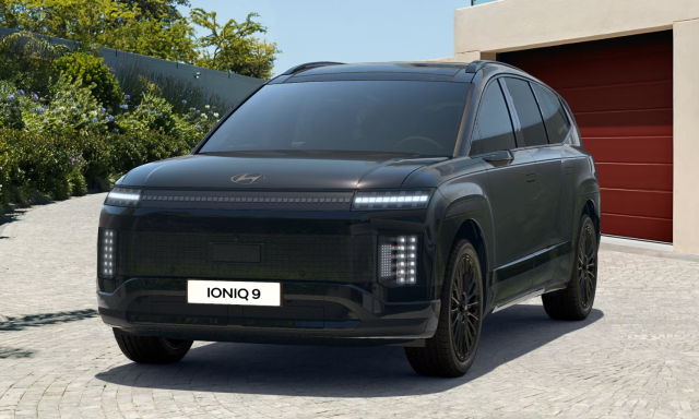 Hyundai Ioniq 9: come cambia il maxi Suv elettrico con il modello 2027