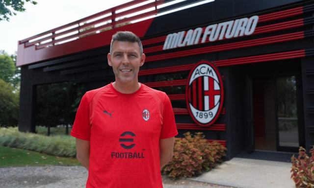 Navarro e i ragazzi di Milan Futuro: "Voglio crescerli tecnicamente e come uomini"