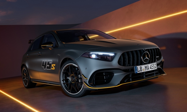 Mercedes-Amg A 45 S Final Edition, l’ultima danza con 421 Cv
