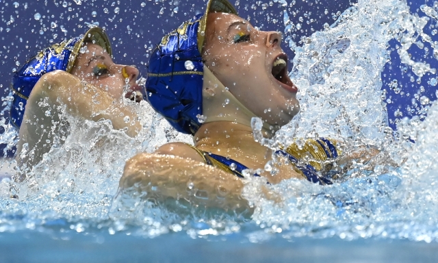 Oro, accuse e nuovi esercizi: una spy story infiamma gli Europei di nuoto artistico