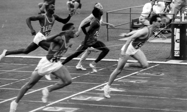 Sport italiano in lutto: è morto Livio Berruti. Vinse l'oro nei 200 a Roma 1960