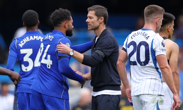 Tanti gol presi, infortuni e spifferi di mercato: eppure il Chelsea di Alonso è a punteggio pieno