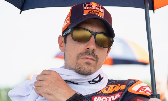Problemi alla spalla, Vinales salta pure Misano: al suo posto ci sarà Pol Espargarò