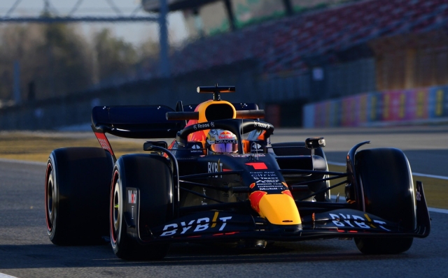 Max Verstappen test 2022 F1 Montmelo