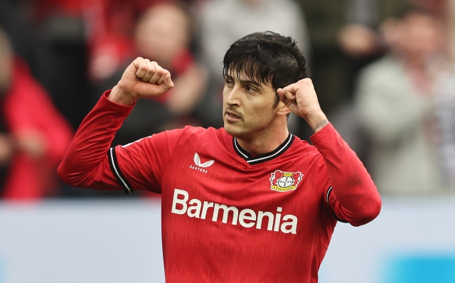 LEVERKUSEN, GERMANY - APRIL 08: Sardar Azmoun of Bayer 04 Leverkusen celebrates after scoring the team's third goal during the Bundesliga match between Bayer 04 Leverkusen and Eintracht Frankfurt at BayArena on April 08, 2023 in Leverkusen, Germany. (Photo by Christof Koepsel/Getty Images)