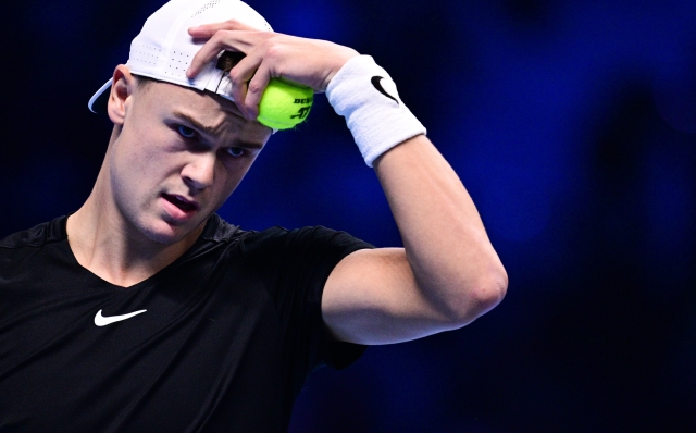 Foto Marco Alpozzi/LaPresse 16 Novembre 2023 Torino - Italia -  Sport - Tennis Nitto ATP Finals -  Jannik SINNER (ITA) ) vs Holger RUNE (DEN)  Nella foto:Holger Rune (Denmark)    November 16, 2023 Turin - Italy -  Sport - Tennis Nitto ATP Finals - Jannik SINNER (ITA) ) vs Holger RUNE (DEN)  In the pic:    Holger Rune (Denmark)