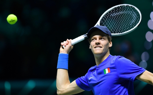 Jannik Sinner of Italy celebrates after winning the match against John Isner of USA at the Davis Cup in Turin, Italy, 26 November 2021.ANSA/ALESSANDRO DI MARCO