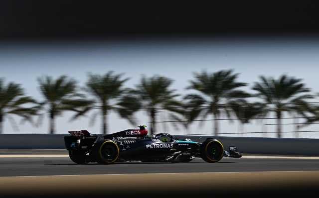 BAHRAIN, BAHRAIN - FEBRUARY 23: Lewis Hamilton of Great Britain driving the (44) Mercedes AMG Petronas F1 Team W15 on track during day three of F1 Testing at Bahrain International Circuit on February 23, 2024 in Bahrain, Bahrain. (Photo by Clive Mason/Getty Images)