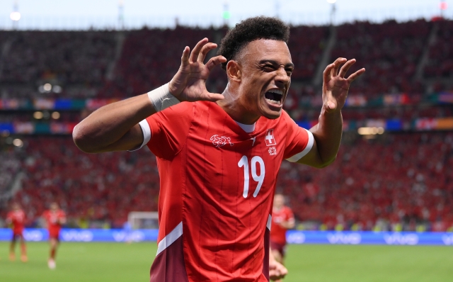 FRANKFURT AM MAIN, GERMANY - JUNE 23: Dan Ndoye of Switzerland celebrates scoring his team's first goal during the UEFA EURO 2024 group stage match between Switzerland and Germany at Frankfurt Arena on June 23, 2024 in Frankfurt am Main, Germany. (Photo by Stu Forster/Getty Images)