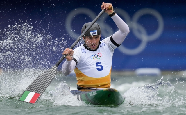 Raffaello Ivaldi of Italy competes in the men's canoe single heats during the canoe slalom at the 2024 Summer Olympics, Saturday, July 27, 2024, in Vaires-sur-Marne, France. (AP Photo/Kirsty Wigglesworth)