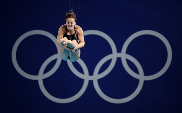 PARIS, FRANCE - AUGUST 09: Chiara Pellacani of Team Italy competes in the Women's 3m Springboard Final on day fourteen of the Olympic Games Paris 2024 at Aquatics Centre on August 09, 2024 in Paris, France. (Photo by Adam Pretty/Getty Images)