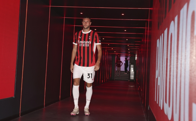 MILAN, ITALY - AUGUST 13: Strahinja Pavlovic of AC Milan looks on prior to the Trofeo Berlusconi match between AC Milan and Monza at Stadio Giuseppe Meazza on August 13, 2024 in Milan, Italy.  (Photo by Giuseppe Cottini/AC Milan via Getty Images)