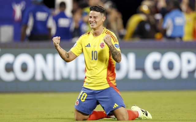 epa11471829 Colombia's James Rodriguez reacts to defeating Uruguay in the CONMEBOL Copa America 2024 semi-finals match between Uruguay and Colombia at Bank of America stadium in Charlotte, North Carolina, USA, 10 July 2024.  EPA/ERIK S. LESSER