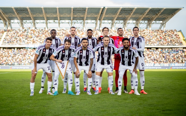 EMPOLI, ITALY - SEPTEMBER 14: Juventus team photo during the Serie A match between Empoli and Juventus at Stadio Carlo Castellani on September 14, 2024 in Empoli, Italy. (Photo by Daniele Badolato - Juventus FC/Juventus FC via Getty Images)