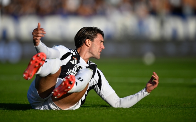 EMPOLI, ITALY - SEPTEMBER 14: Dusan Vlahovic of Juventus during the Serie A match between Empoli and Juventus at Stadio Carlo Castellani on September 14, 2024 in Empoli, Italy. (Photo by Daniele Badolato - Juventus FC/Juventus FC via Getty Images)